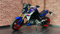 BMW F900 R (25MY)